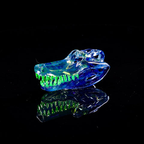 Roe Glass-  NS Aquamania Alliigator Pendant.