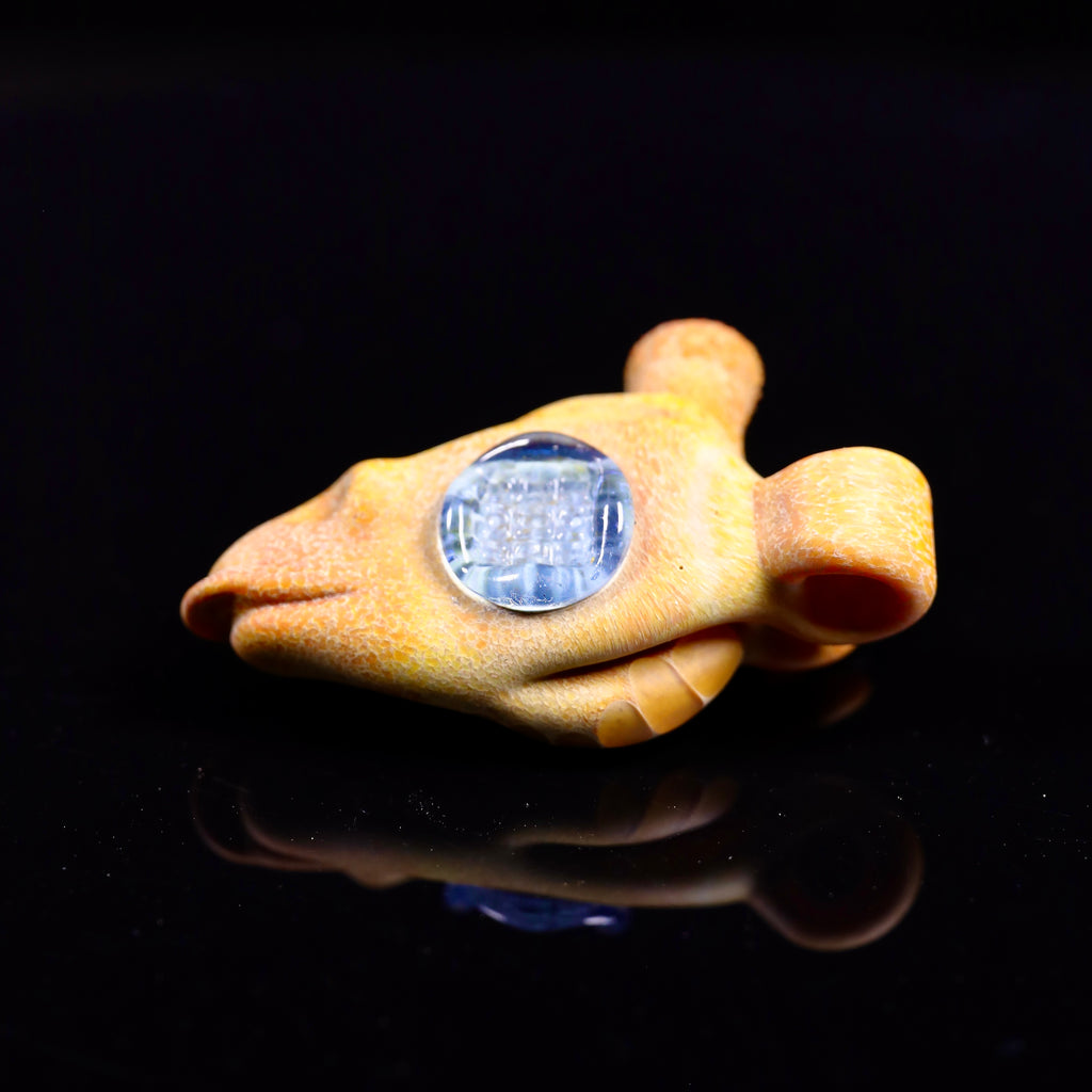 Matt Robertson Glass-Giraffe pendant