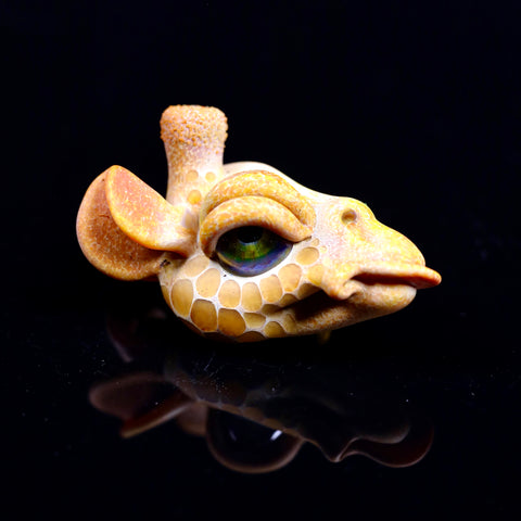 Matt Robertson Glass-Giraffe pendant 2