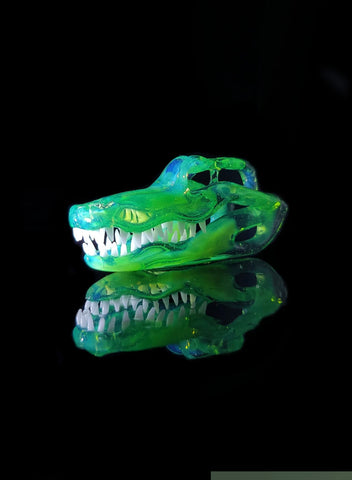 Roe Glass- TITAN V2 ALLIGATOR SKULL PENDANT.