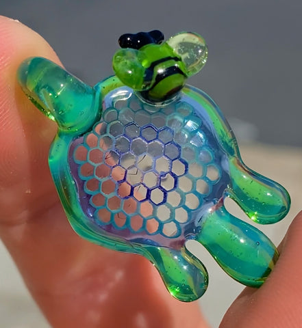 Joe P Glass- HoneyComb Pendant