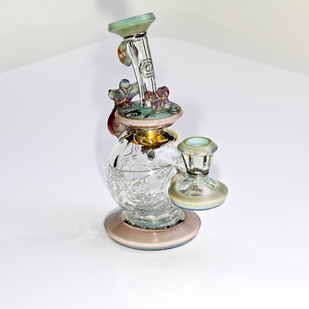 Avant-Garde X Glass by Ariel