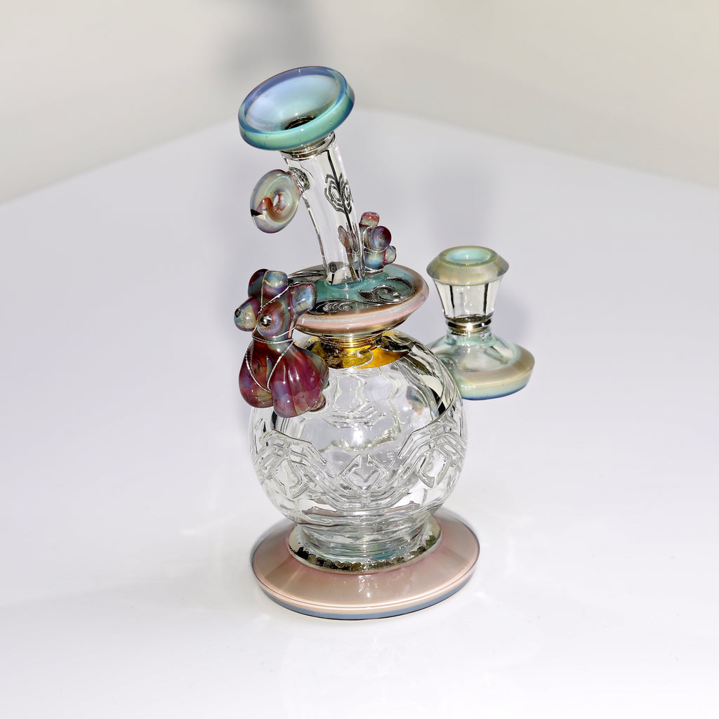 Avant-Garde X Glass by Ariel