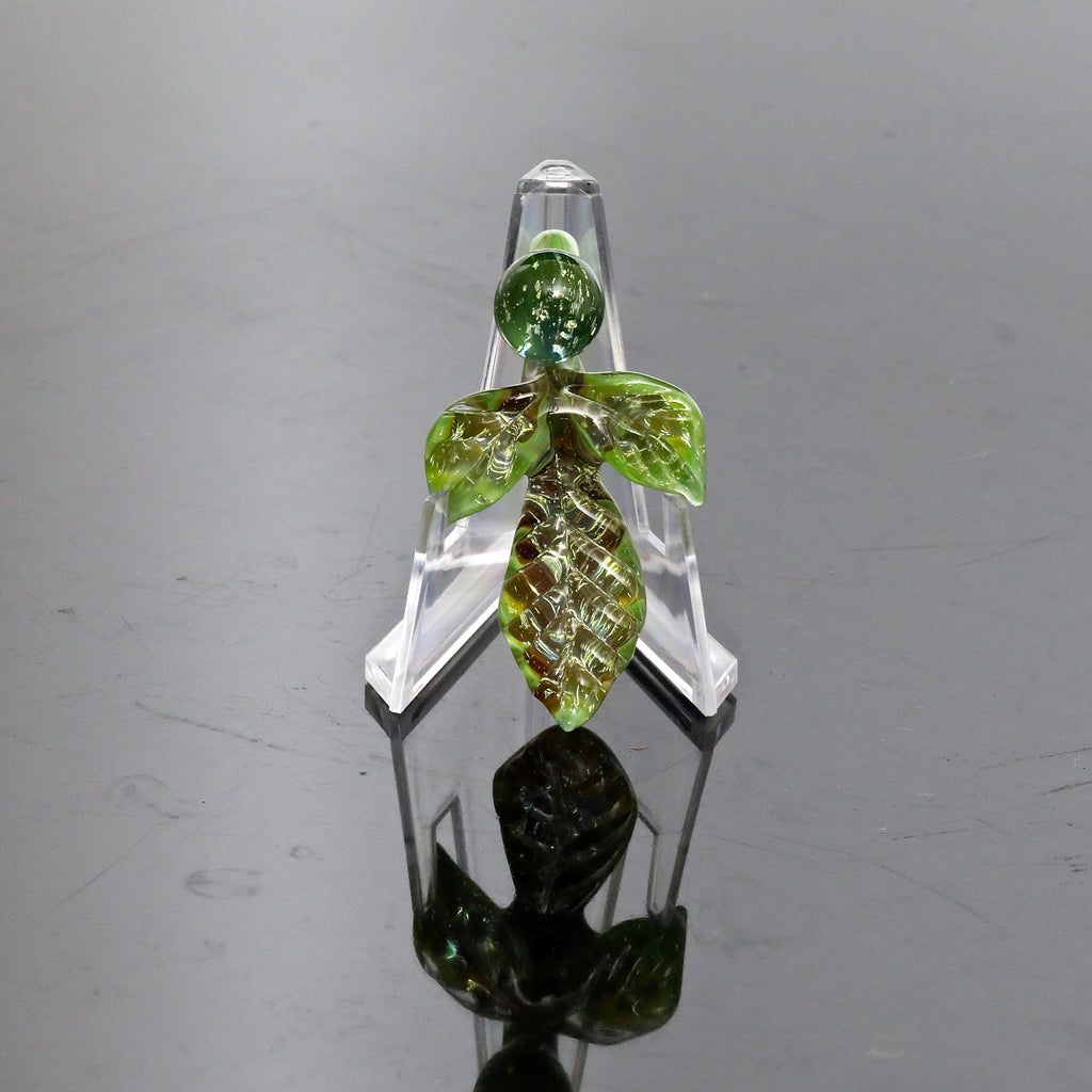 MrGray 3 Leaf Pendant