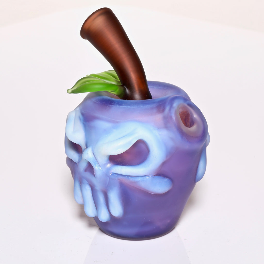 Pouch Glass-Poison Apple