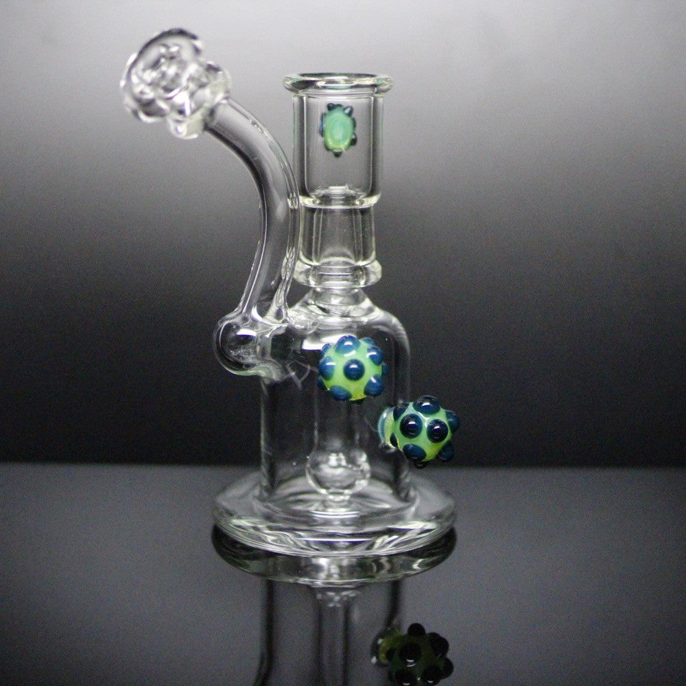 Short Green with blue spores