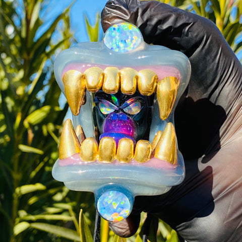 Gorilla Eater with Gold Grills CFL