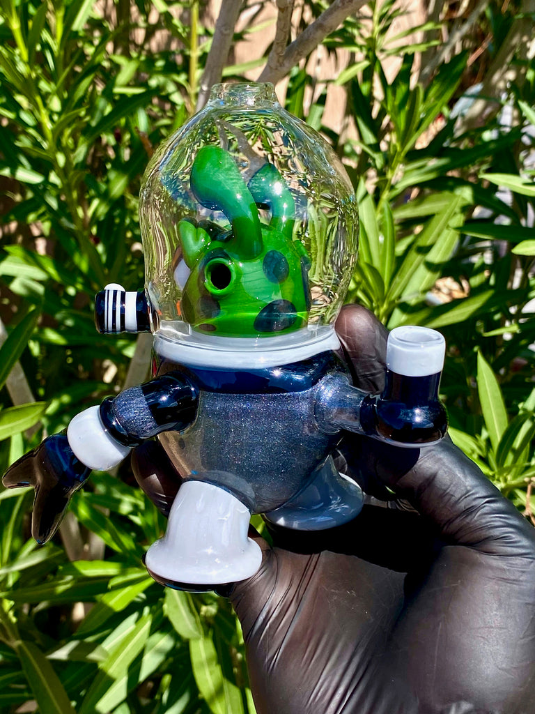 Trenton0o Alien Exploreer