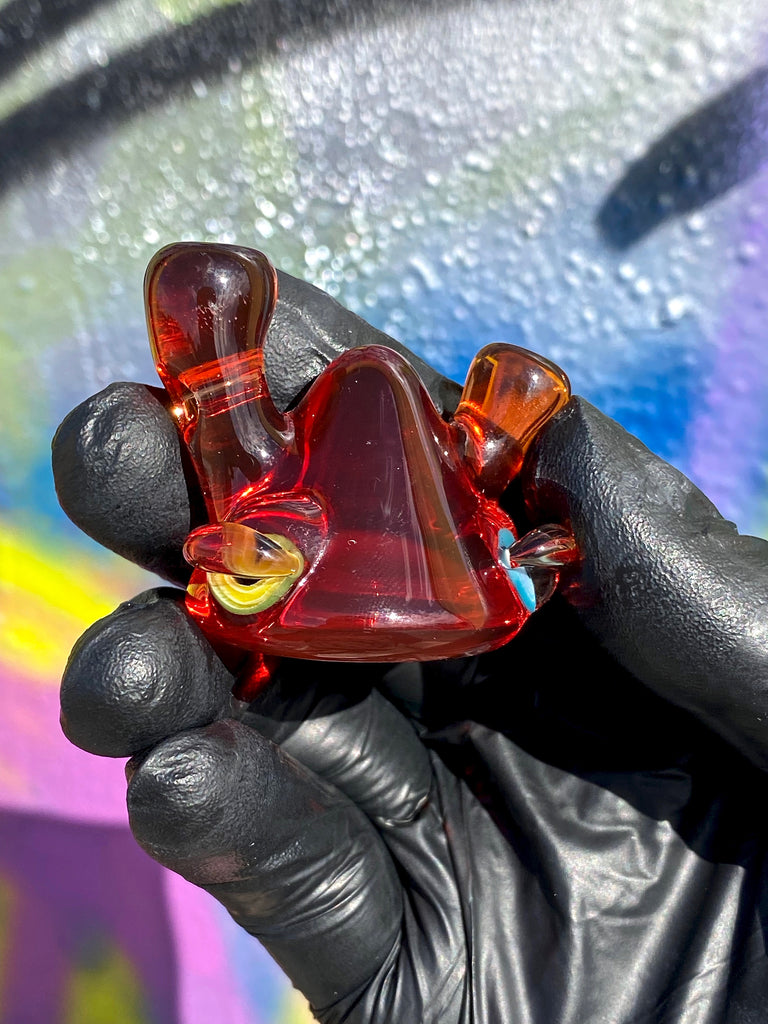 Lerk Pompagranted Pendant