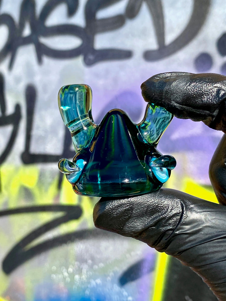 Lerk Atlants Pendant