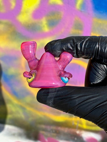 Lerk Telemegenta Pendant