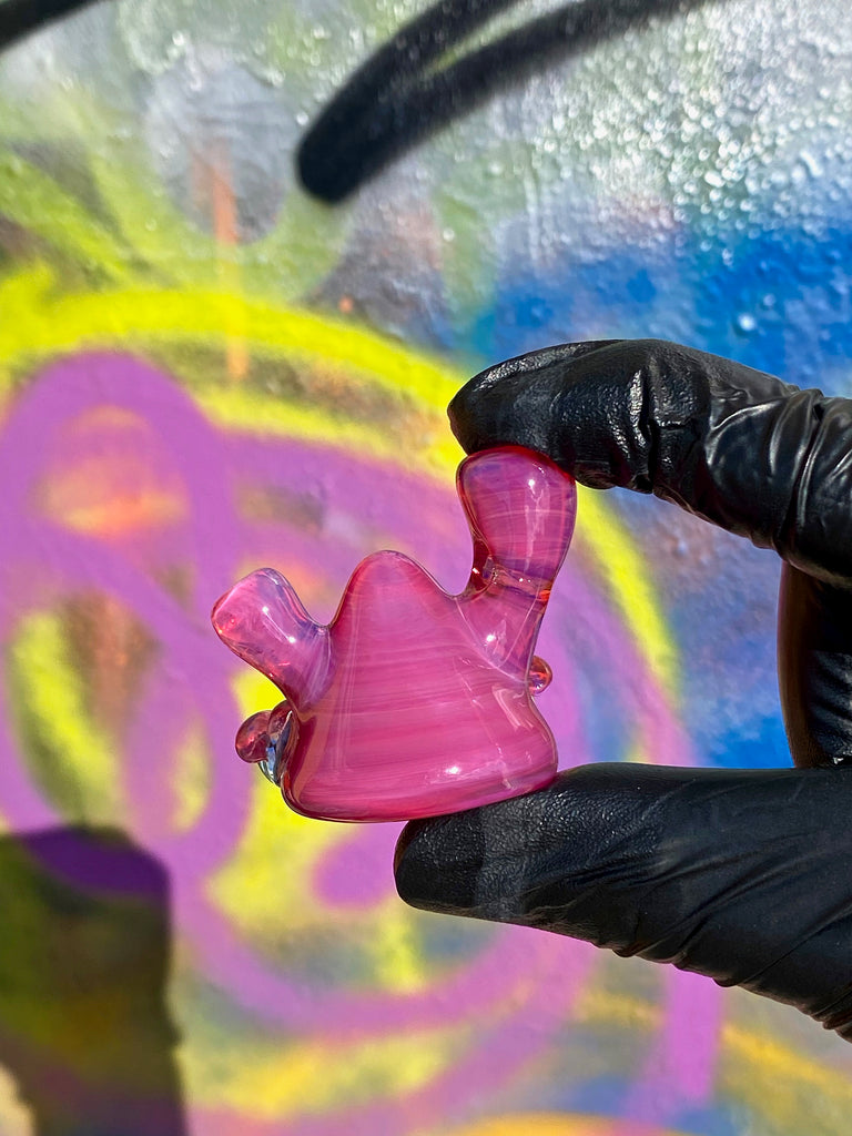 Lerk Telemegenta Pendant