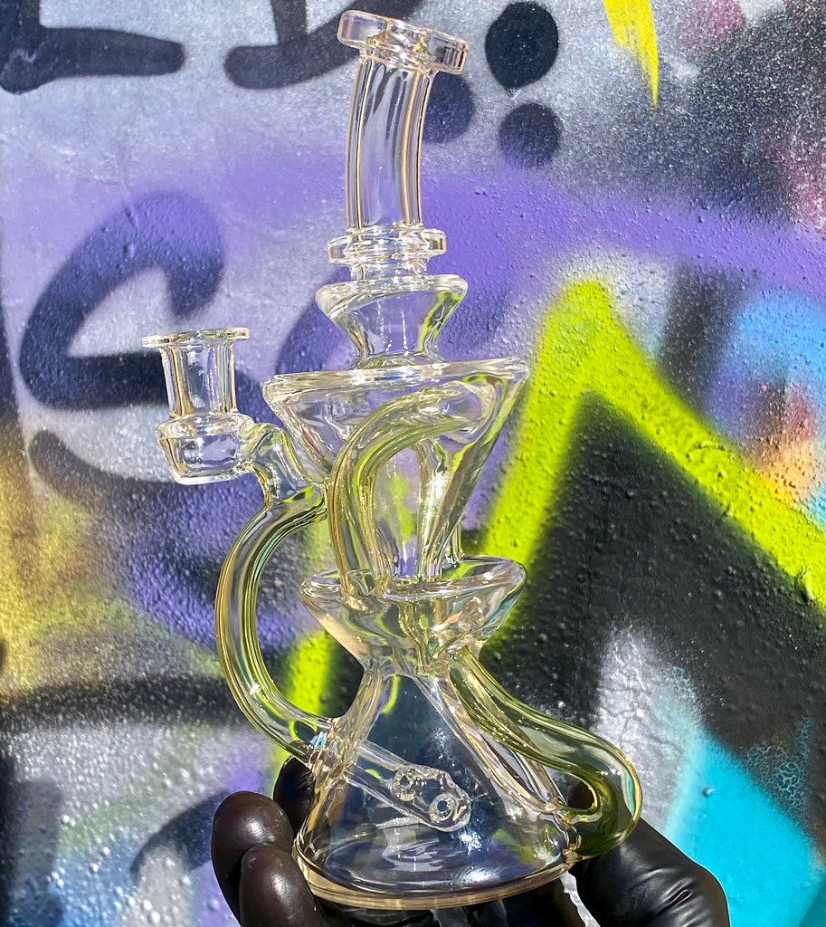 Captncronic- Lucy, Illumanti Recycler