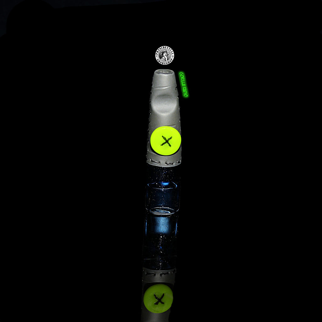 Portland & Blue Star Dust one hitter