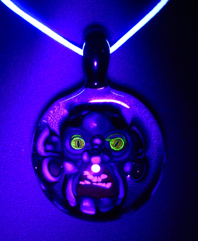 Dwreck x Dapo glass pendant #1
