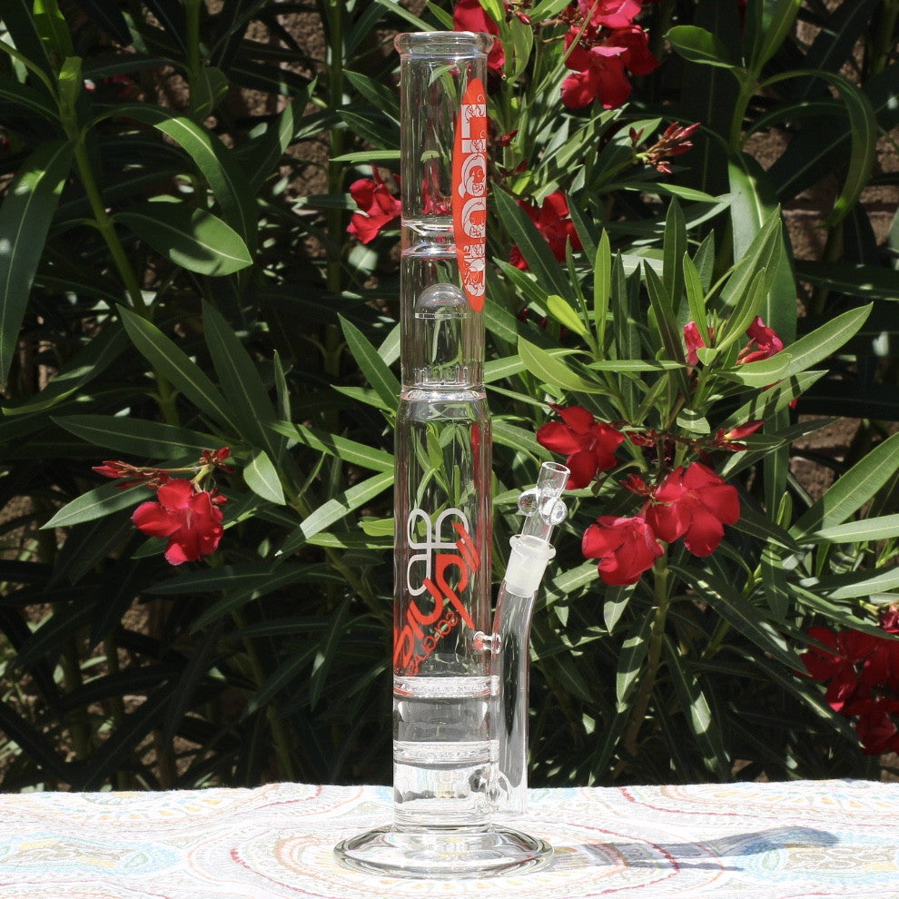 LIQUID-PERFORATED PLATED JACUZZI