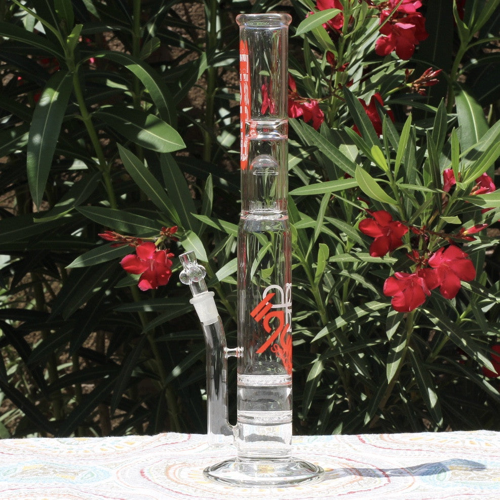 LIQUID-PERFORATED PLATED JACUZZI