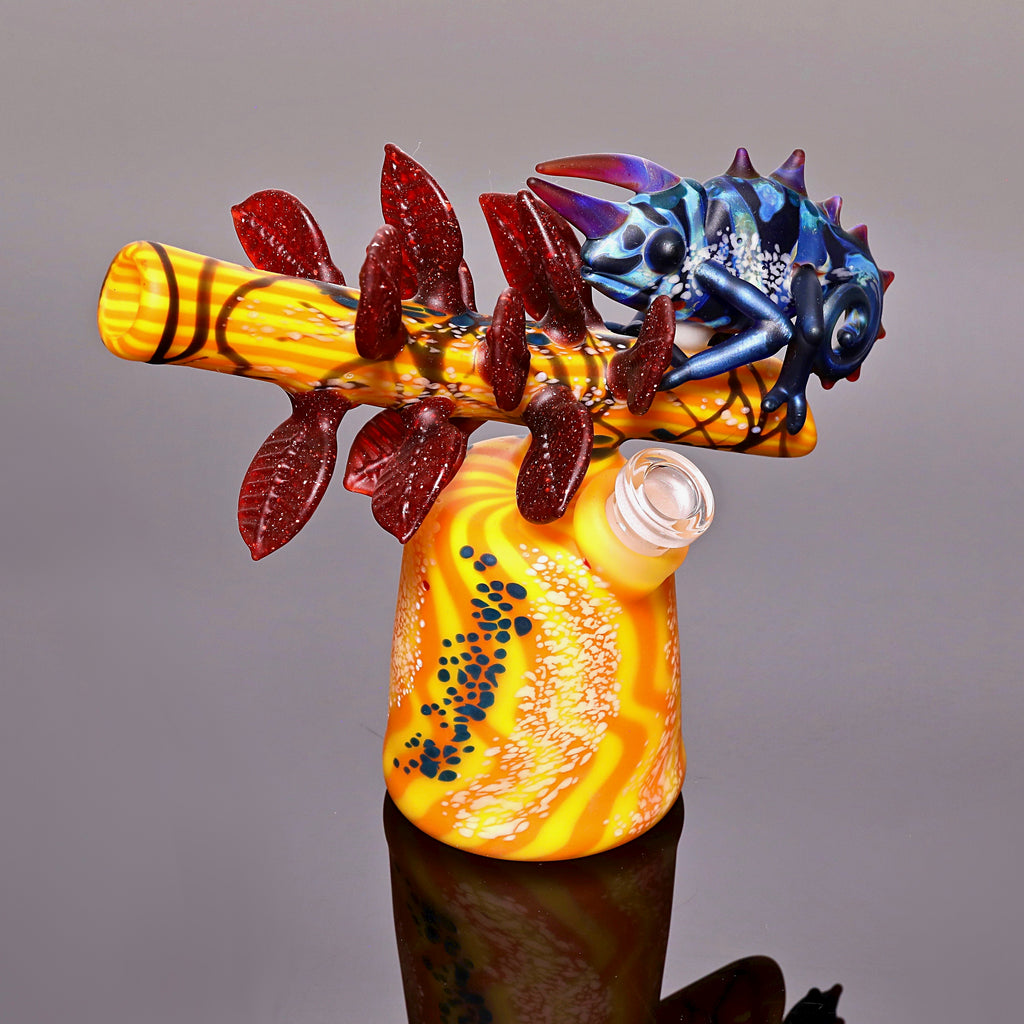Hardman Art Glass-Chameleon Leaf Rig