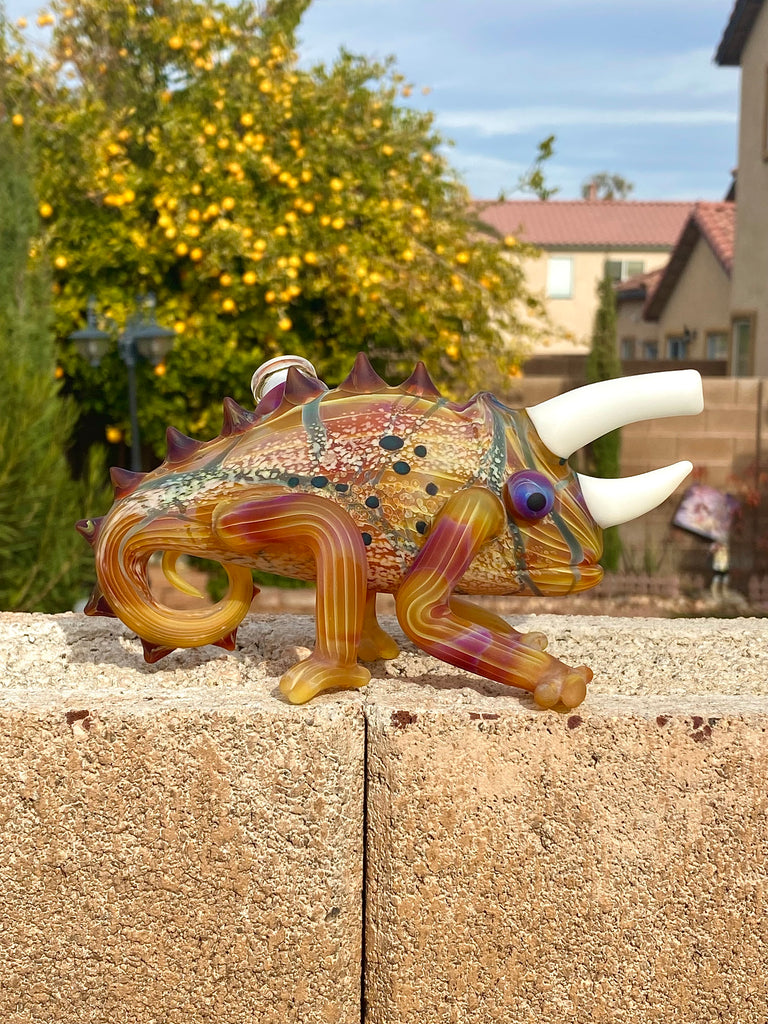 Hardman Art Glass-Amber Purple Chameleon